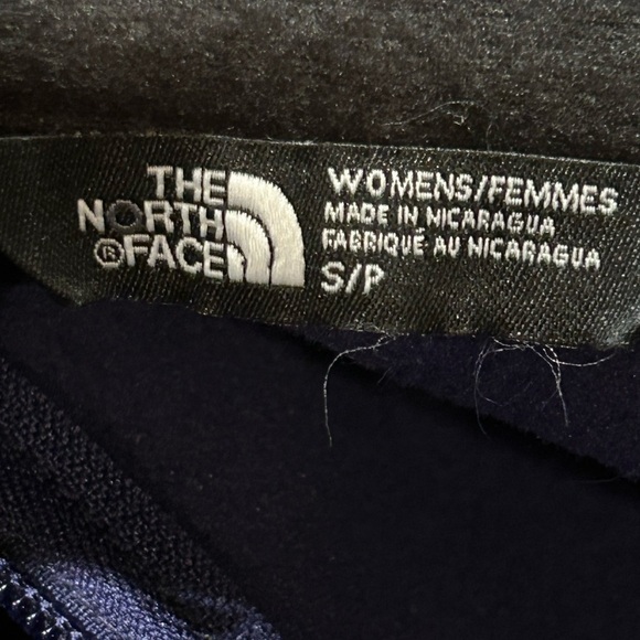 The North Face Ironton Windwall Purple Jacket - Picture 7 of 7